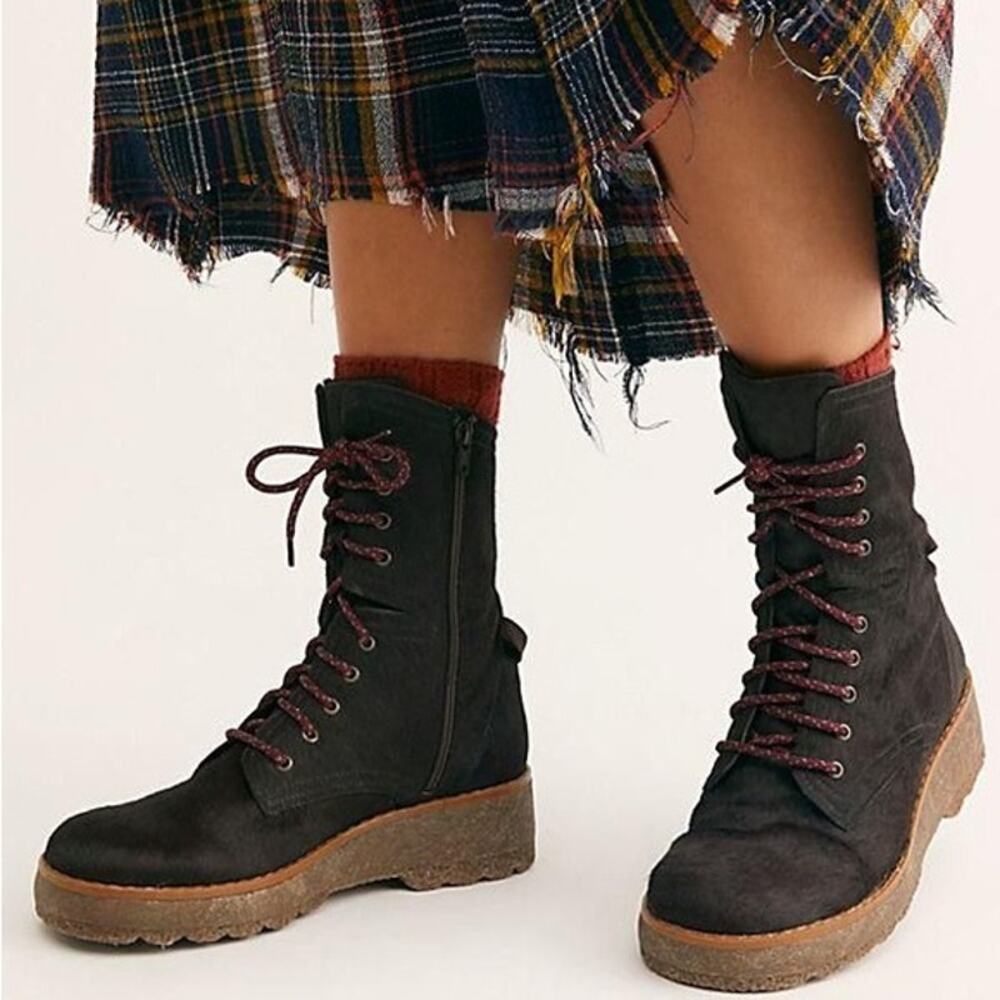 Free People Tao burgundy leather combat boots size 10
